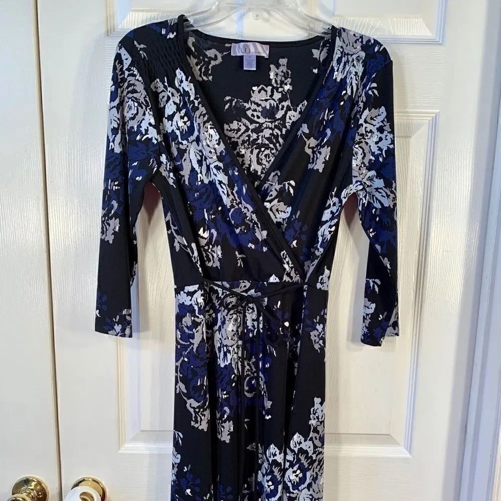 BLACK PRINT 3/4 SLEEVE SURPLUS DRESS BY NINE WEST - Picture 2 of 6